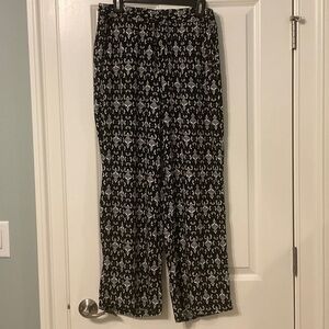 Serra Black and White Wide Leg Pants. Large